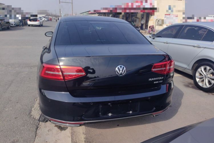 Used Volkswagen Magotan 2017 330TSI DSG Luxury Model
