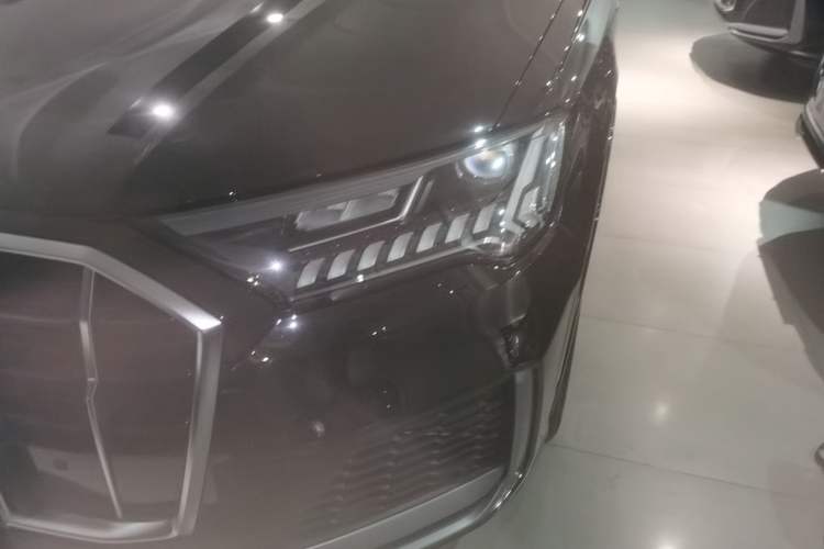 Used Audi Q7 2023 55 TFSI quattro S line Sport Edition