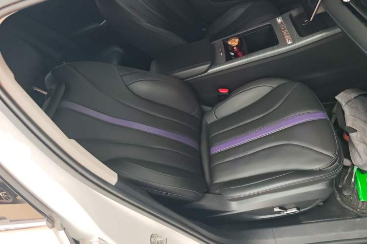 Used Geely Auto Preface 2024 Zhiqing 1.5TD Galaxy Edition Right Front Seat