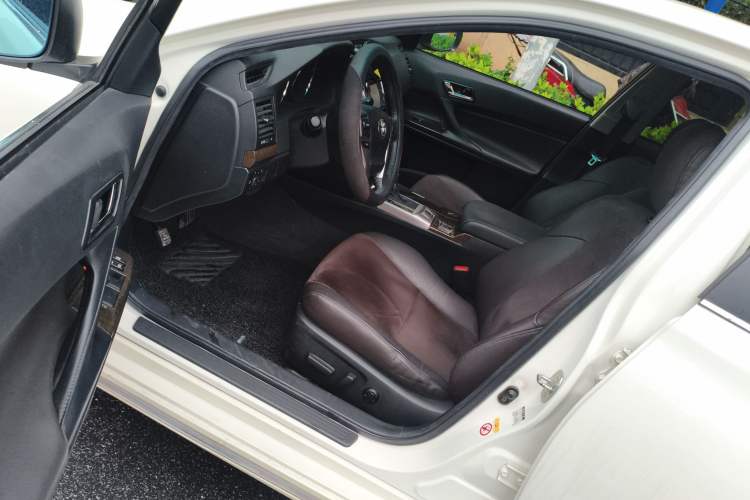 Used Toyota Reiz 2013 2.5V Shangrui Edition Driver Seat