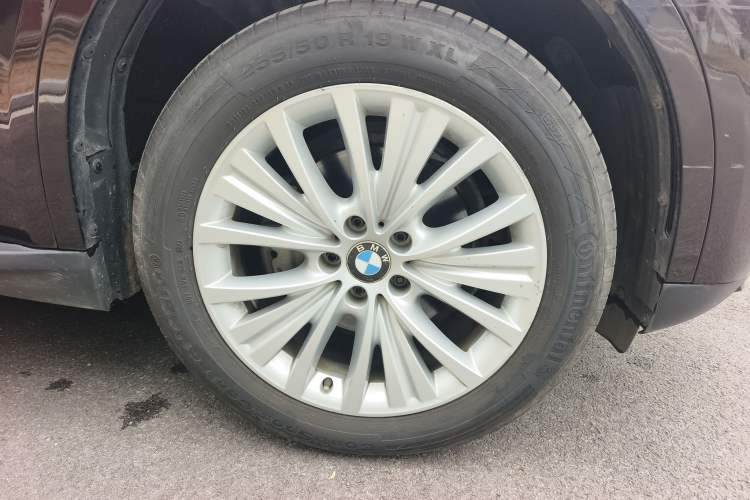 Used BMW X5 2017 xDrive28i
