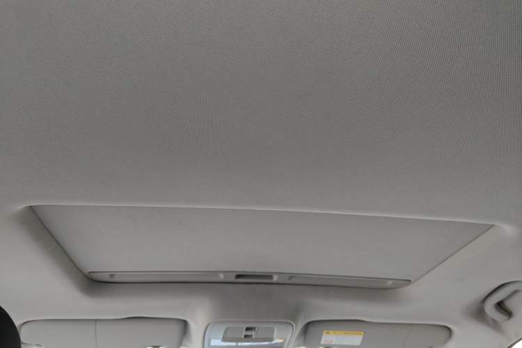 Used MG 6 2017 20T Manual Luxury Smart Connect Version China V Standard
