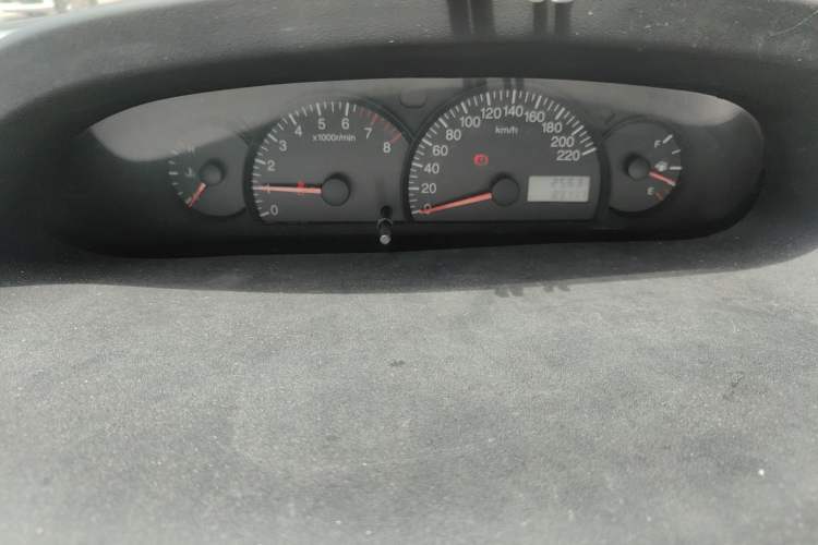 Used Geely Auto Diamond 2015 Sedan 1.5L Manual SuperDeluxe Model
