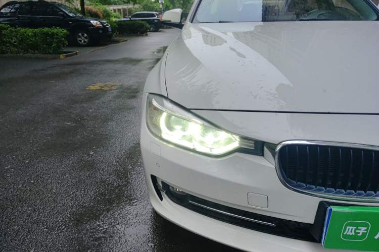 Used BMW 3 Series 2015 320Li Luxury Edition Fashion Model Right Front Headlight