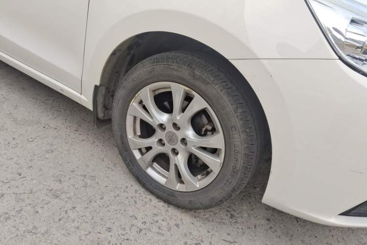 Used Haima Fumei F5 2018 1.6L Manual Elite Model Right Front Wheel Hub
