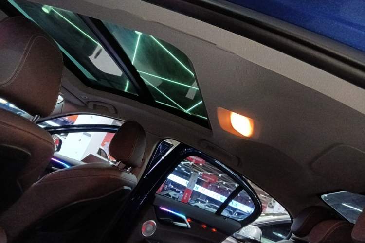 Used BMW 1 Series 2021 120i M Sport Night Edition Headliner