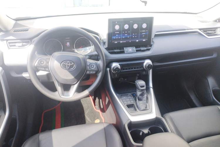 Used Toyota Wildlander 2020 2.0L CVT 4x4 Luxury Edition
