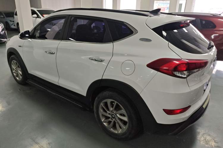 Used Hyundai Tucson 2018 1.6T Dual-Clutch Two-Wheel Drive 15th Anniversary Special Edition