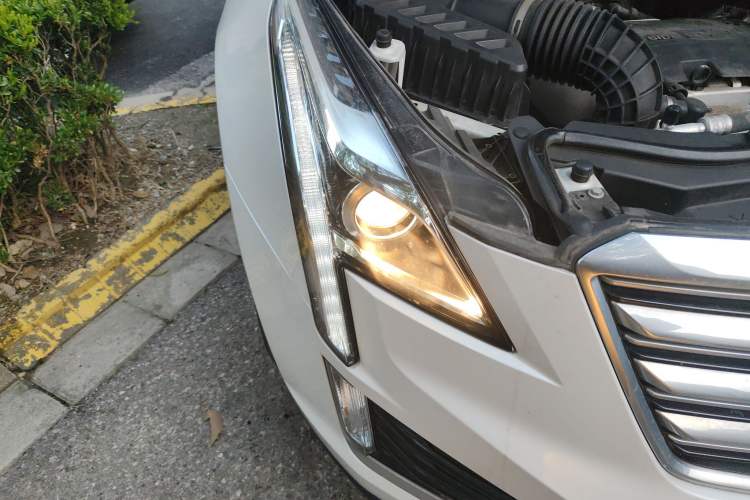 Used Cadillac XT5 2018 25T Tech Model