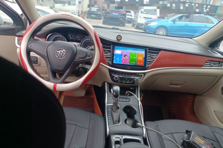 Used Buick Verano 2018 Sedan 15S Automatic Entry Model Center Console