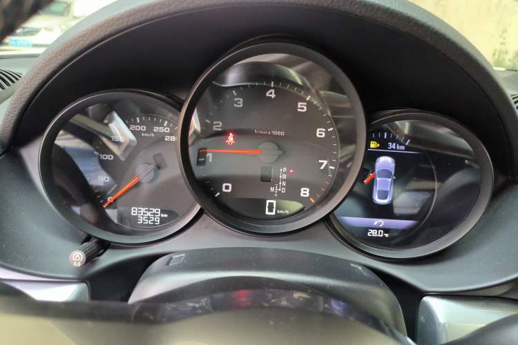 Used Porsche 718 2016 Cayman 2.0T