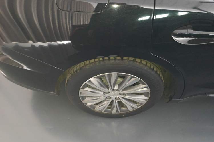 Used Hongqi E-QM5 2024 560km PLUS
