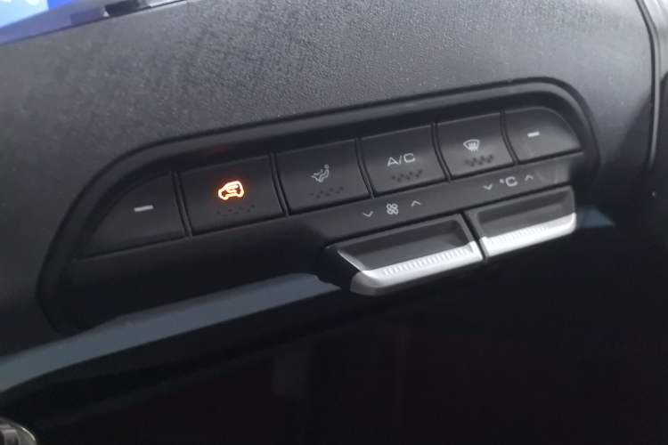 Used Baojun KiWi EV 2021 Designer Lithium Iron Phosphate
