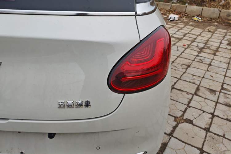 Used Wuling Bingo 2023 333 km Lingxi Connected+ Version