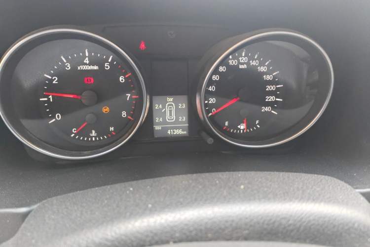 Used Haval M6 2019 1.5T Manual Two-Wheel Drive Urban Version China VI Standard