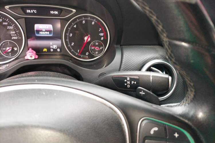 Used Mercedes-Benz A-Class 2016 A 200 Dynamic Edition Gear Lever