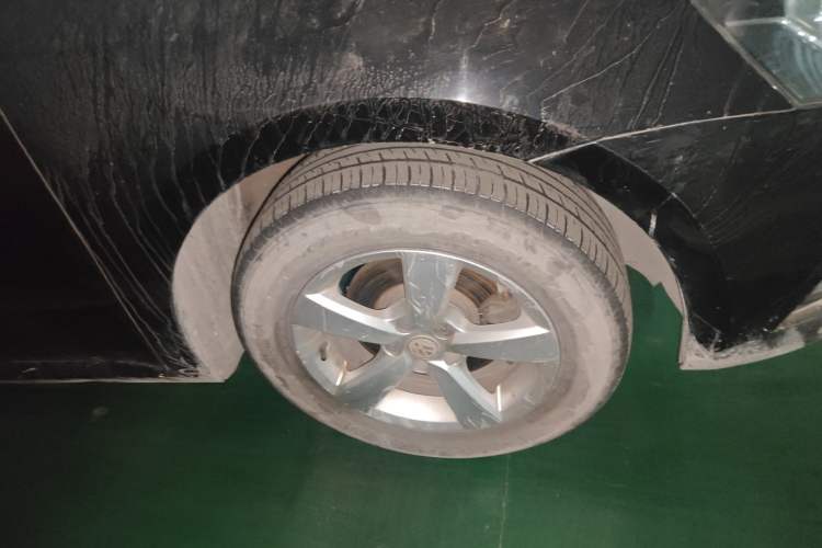 Used Volkswagen Lavida 2015 1.6L Manual Fashion Edition