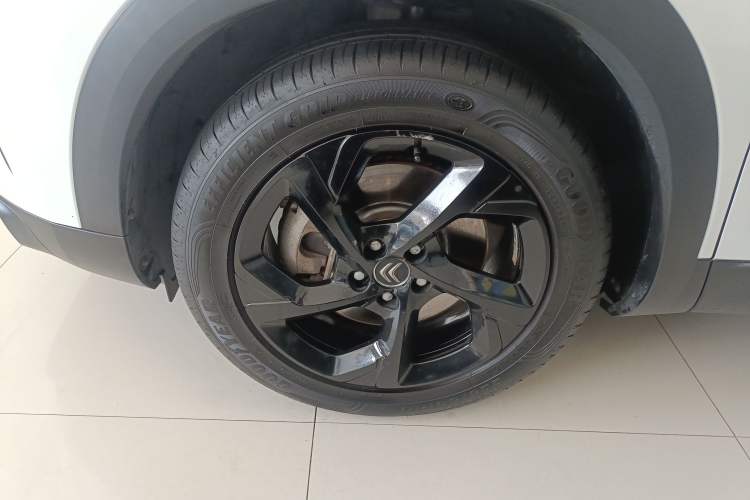 Used Citroen C5 AIRCROSS New Energy 2020 1.6T All-Wheel-Drive Plug-in Hybrid Enjoyment Version Exterior 4