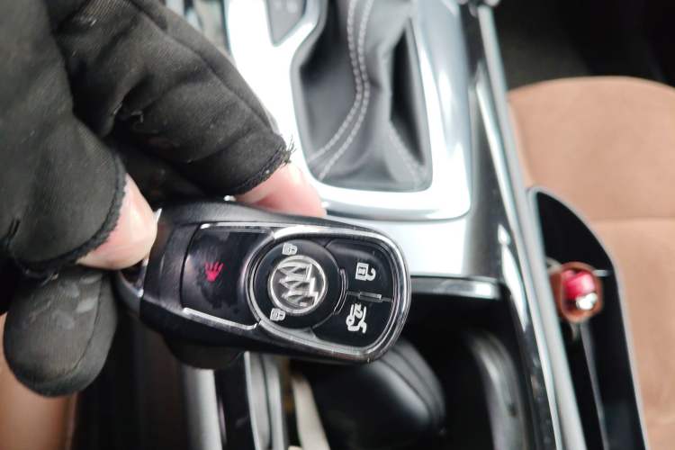 Used Buick Regal 2017 28T Prestige Model