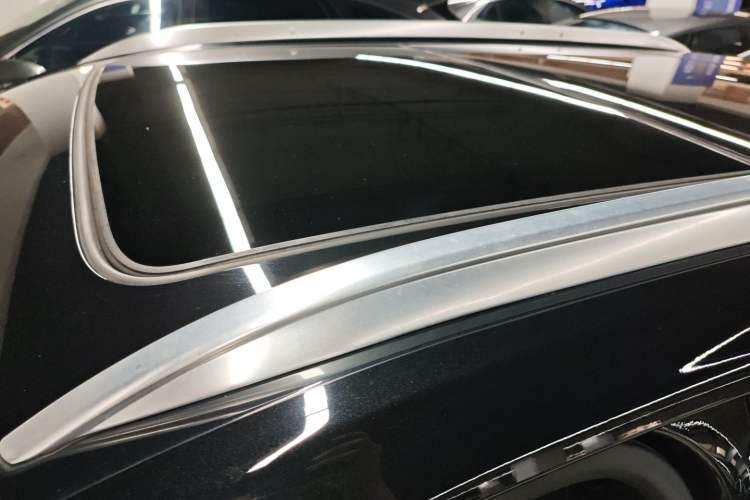 Used Cadillac XT4 2022 28T Two-Wheel-Drive Luxury Version