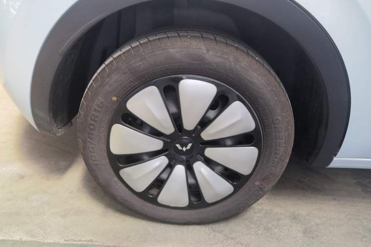 Used Wuling Bingo 2025 410 km Lingxi Deluxe Edition Exterior 5