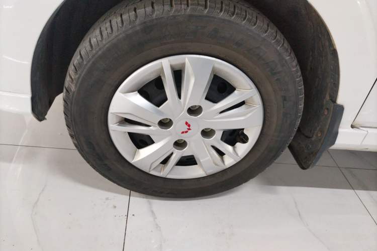 Used Wuling Hongguang 2021 1.5L Facelifted S Comfort Version with Electric Power Steering LAR