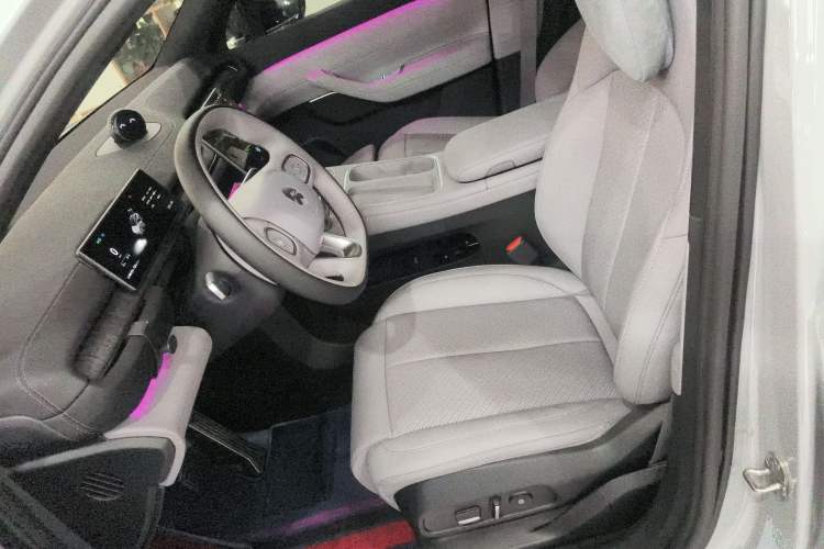 Used Nio EC6 2023 75 kWh Left Front Seat
