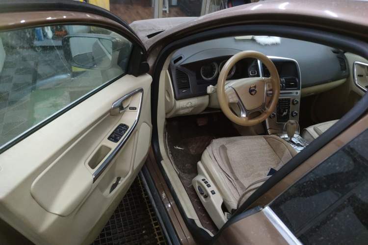 Used Volvo XC60 2012 T5 Comfort Edition