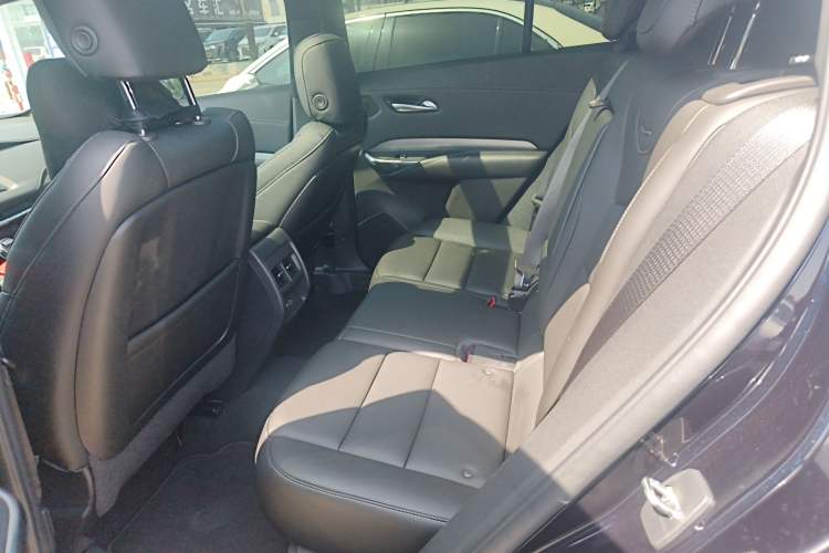 Used Cadillac XT4 2021 28T Two-Wheel Drive Leading Version