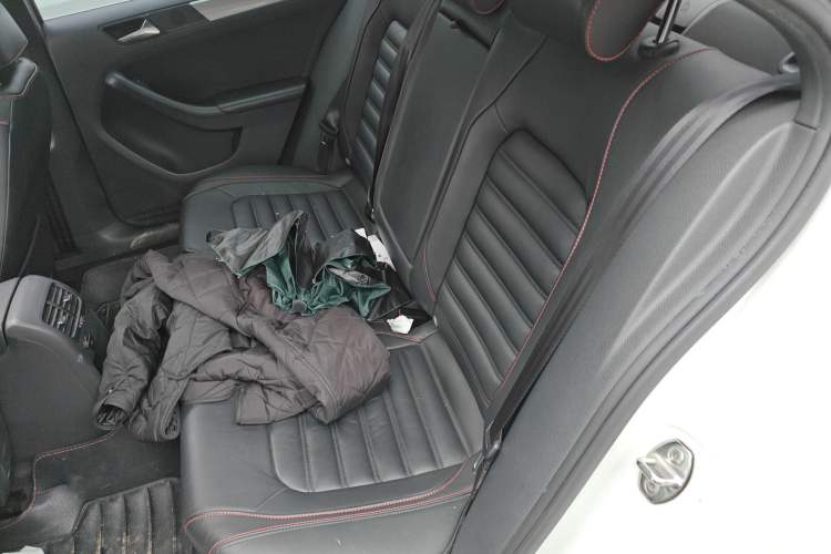 Used Volkswagen Sagitar 2013 2.0 TSI GLI Left Rear Seat