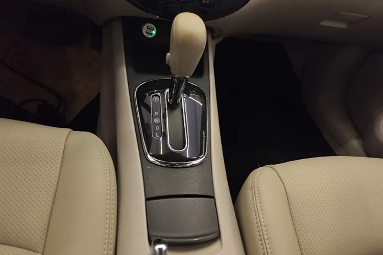 Used Nissan Tiida 2011 1.6L CVT Comfort Model
