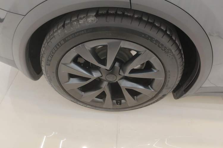 Used Tesla Model X 2023 Dual-Motor All-Wheel-Drive Version