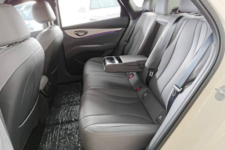 Used BYD Seal 07 DM-i 2026 DM-i 1.5T 135km Prestigious Edition
