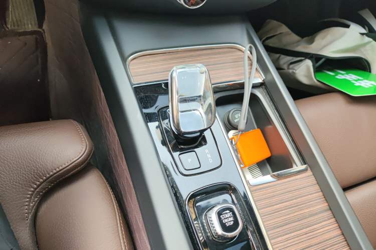 Used Volvo S60 2023 B4 Zhiyuan Luxury Edition
