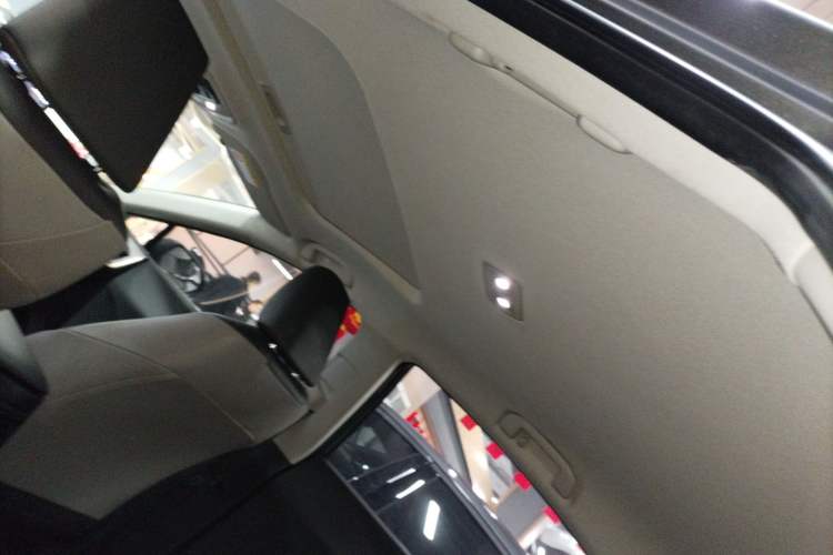 Used Toyota bZ3 2023 616 km Long-Range PRO
