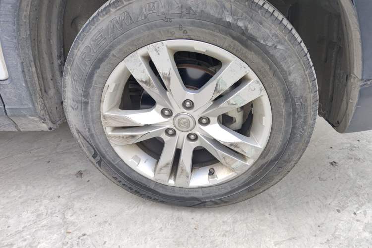 Used Changan CS75 2017 Shangkui Edition 1.5T Manual Fengxiang Model