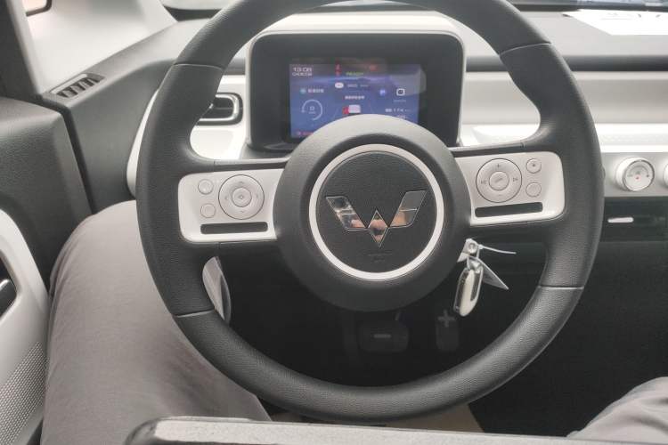 Used Wuling Air ev 2023 - Four Seats - Standard Edition