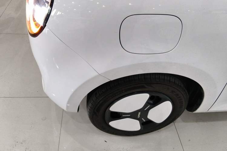 Used CHANGAN NEVO Lumin 2023 301km Honey Dew Edition