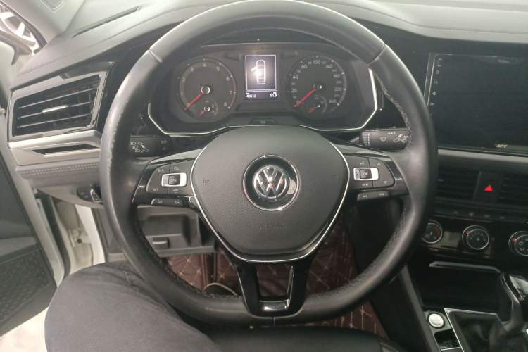 Used Volkswagen Sagitar 2020 280TSI DSG Comfort Version China VI Standard Steering Wheel