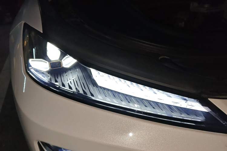 Used Deepal S07 2023 200Max Range-Extended Version
