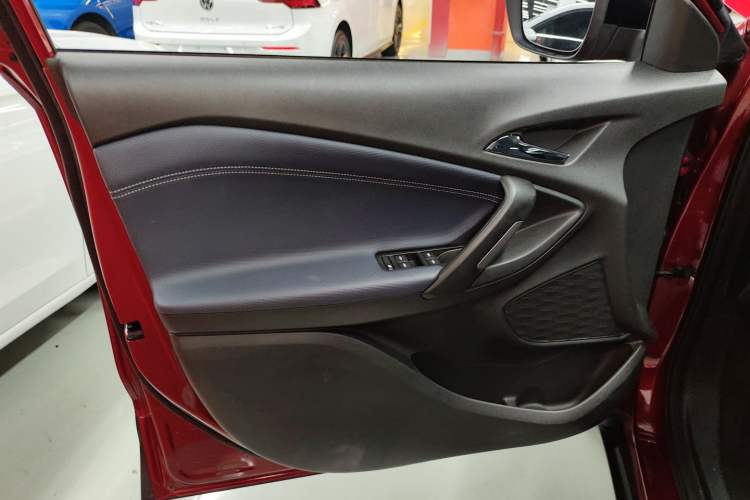 Used Chevrolet Trax 2019 Redline 335T CVT Luxury Edition China VI Standard