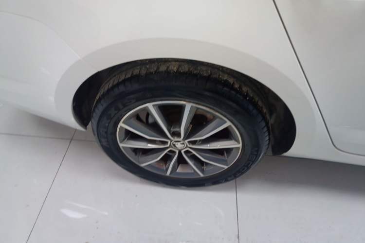 Used Skoda Octavia 2021 1.5L Automatic Comfort Edition
