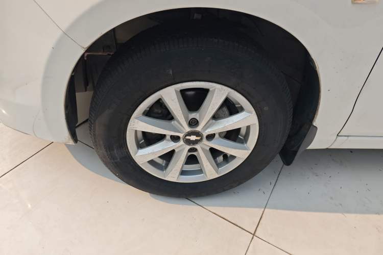 Used Chevrolet Sail 2013 Sedan 1.2L Manual Fashion Edition