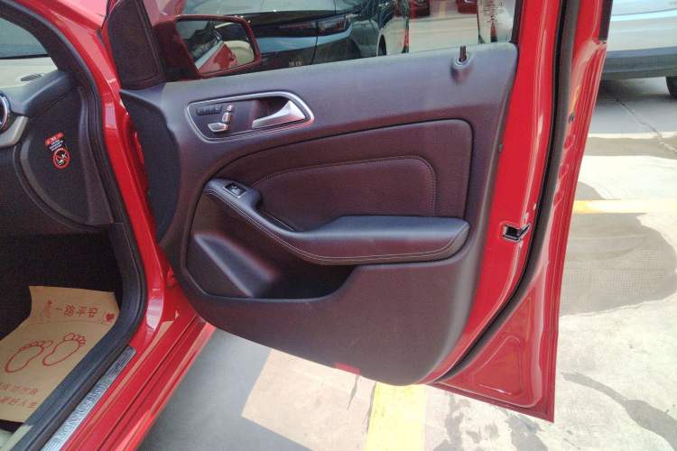 Used Mercedes-Benz B-Class 2017 B 200 Fashion Model
