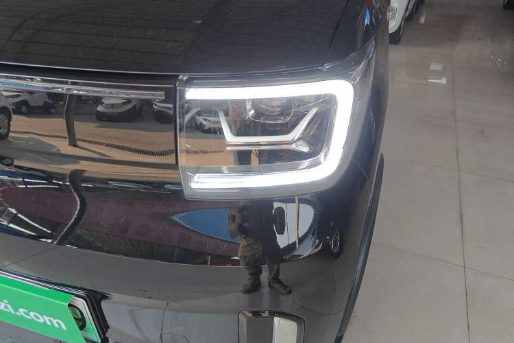 Used Wuling Hongguang MINIEV 2022 GAMEBOY 200km Gaming Edition with Lithium Iron Phosphate Left Front Headlight