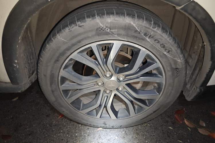 Used Mitsubishi Outlander 2016 2.4L 4x4 Elite Edition 5 Seats