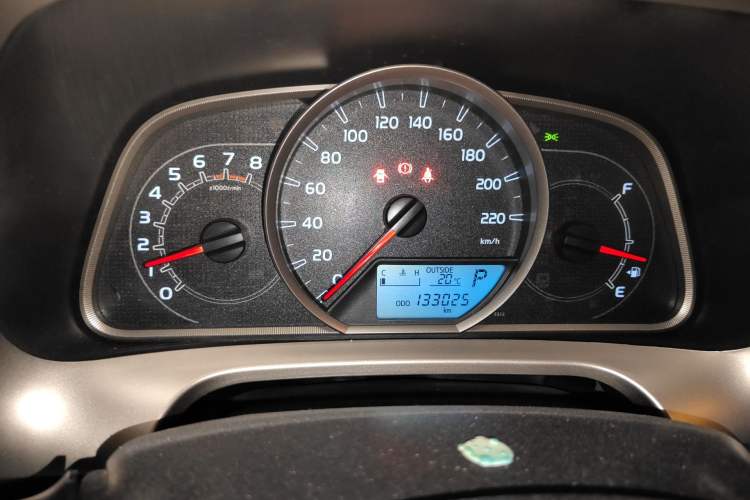 Used Toyota RAV4 2015 2.0L CVT Two-Wheel Drive Fashion Edition