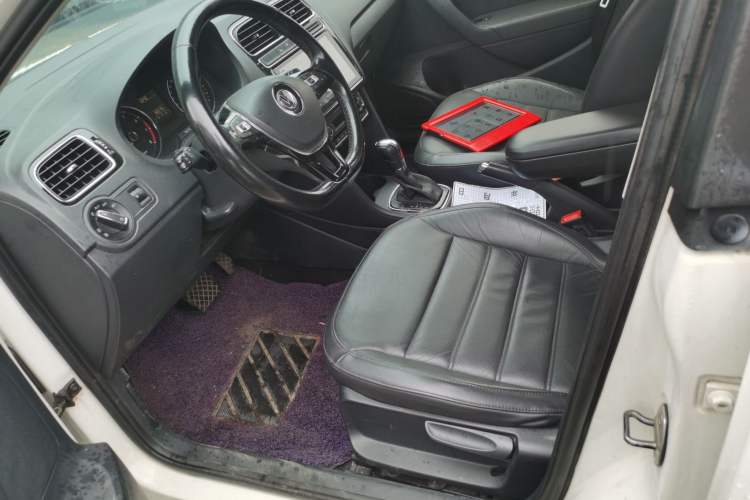 Used Volkswagen Polo 2014 1.6L Automatic Luxury Edition