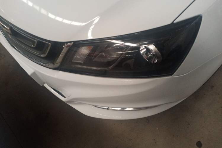Used Geely Auto Emgrand 2017 Sedan Million Edition 1.5L Manual - Upward Version Left Front Headlight