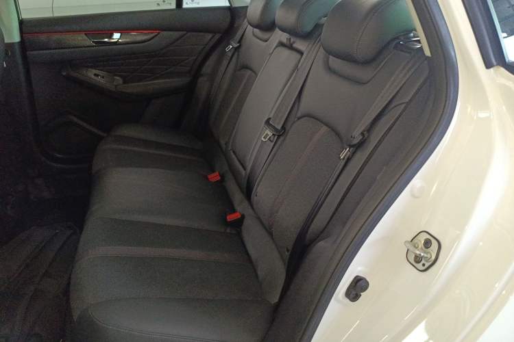 Used Dongfeng Aeolus Yixuan MAX 2021 1.5T Super-Powered Dad Edition Left Rear Seat